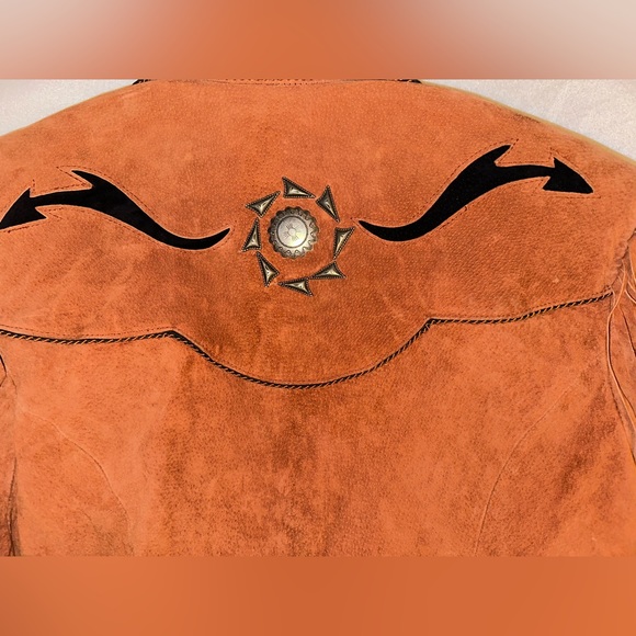 Vintage Brown Suede Fringe Jacket - Picture 9 of 11